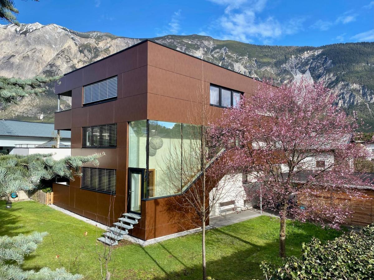 Two Apartment *